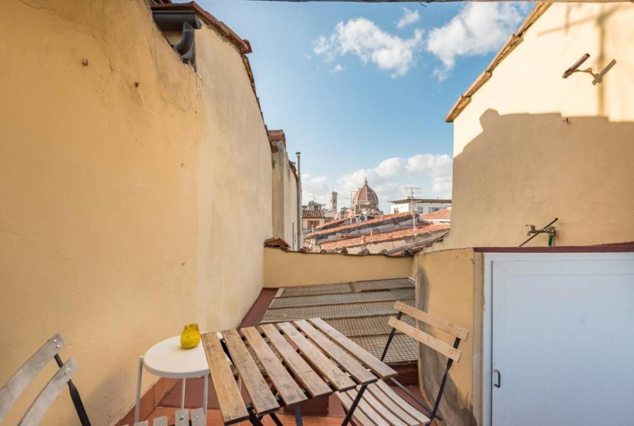 Romantico Attichino Con Terrazzo Vista Duomo !! Флоренция Екстериор снимка